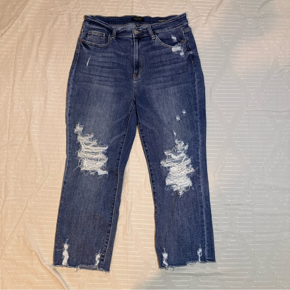 Judy Blue Distressed Straight Jeans Size 15/32 Raw Hem Stretch Denim